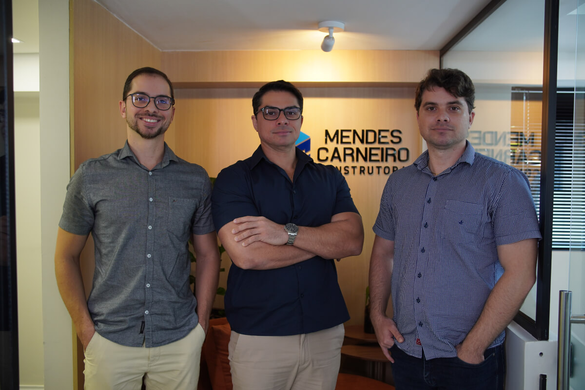 Sócios mendes Carneiro